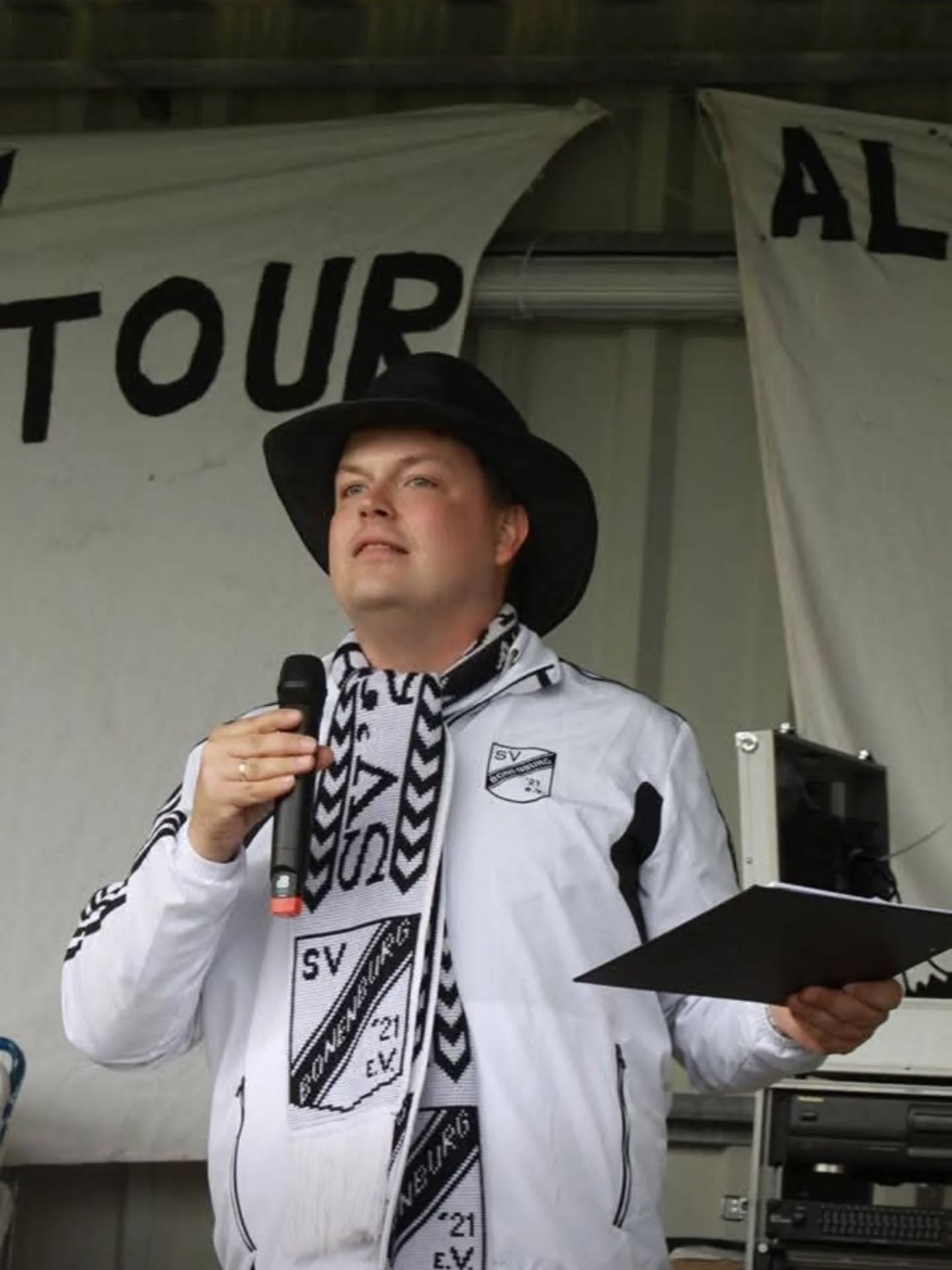 576088307_18161209516387853_7767320267989418855_n